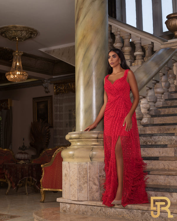 فستان أحمر راقي