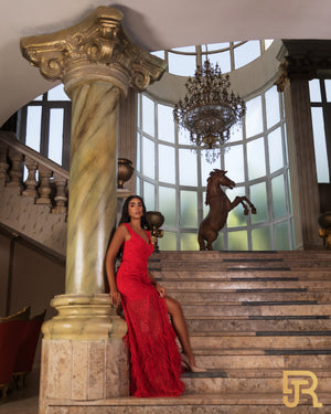 فستان أحمر راقي