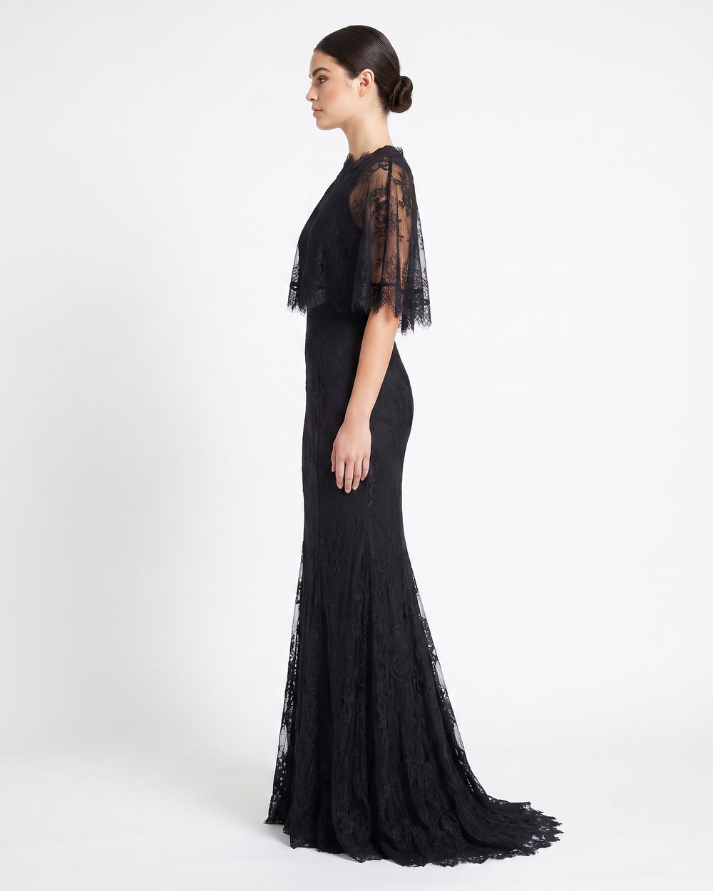 Dentelle Noir Gown – front view