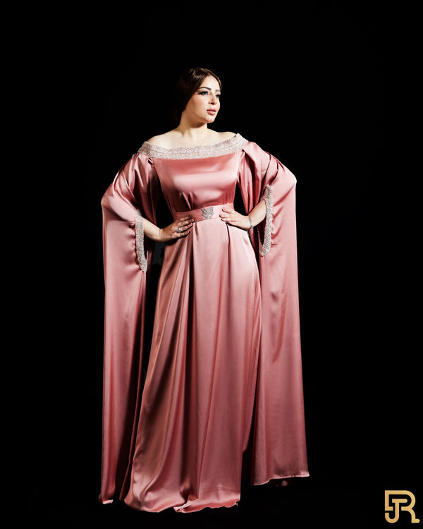 Silk jalabiya with embroidery