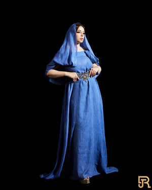 فستان أزرق بحزام